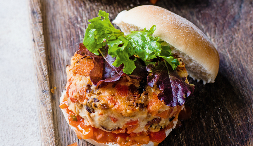 Vegan antipasti burgers