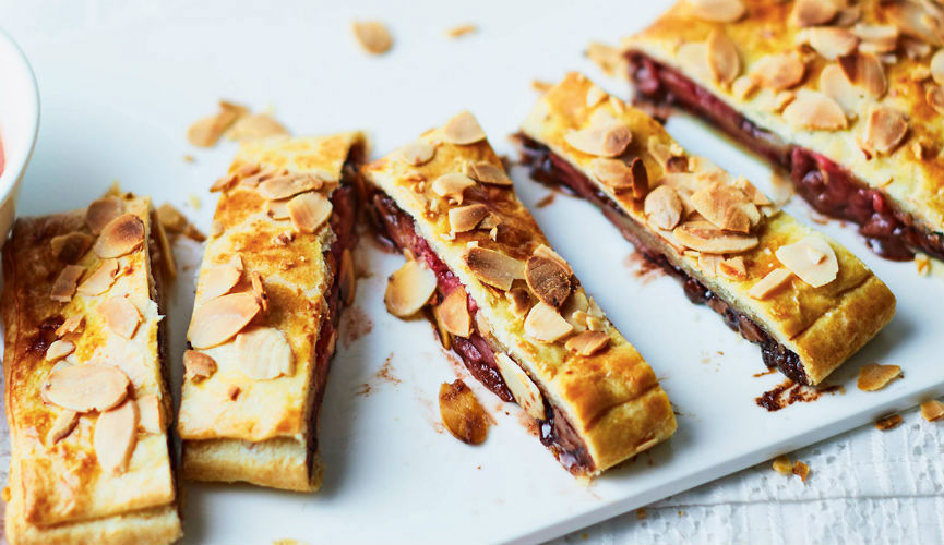 Chocolate and strawberry fingers