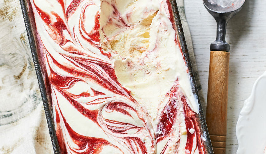 Strawberry and balsamic vinegar no churn ice cream