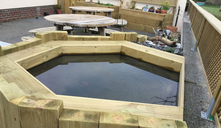 How is an outdoor classroom helping Guernsey's children?