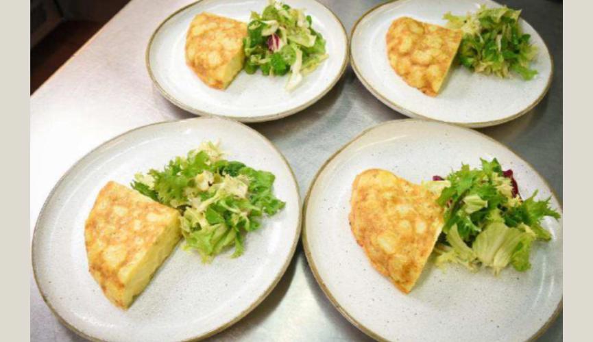 Will Hollands' Spanish omelette salad