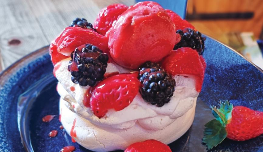 Summer Berry Pavlova