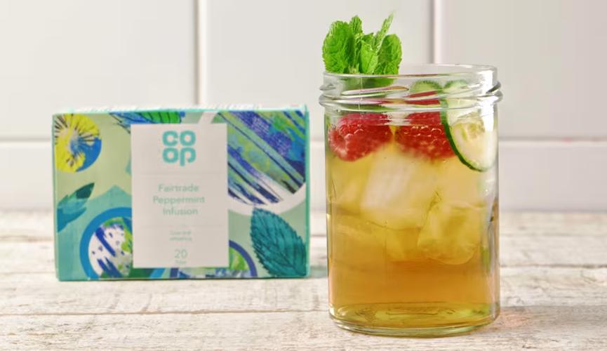 Iced peppermint tea with cucumber & mint